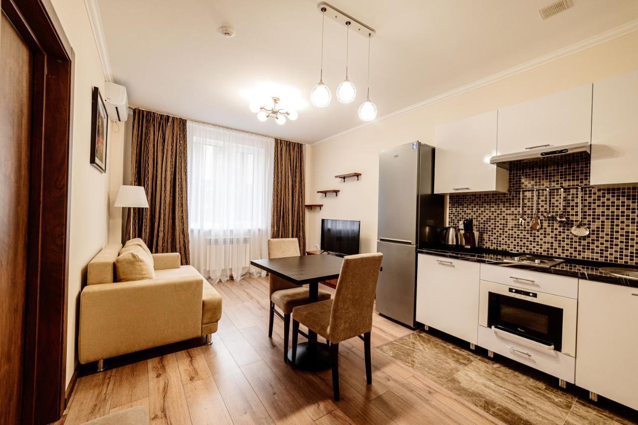 Chagala Hotel Aksai アクサイ  エクステリア 写真
