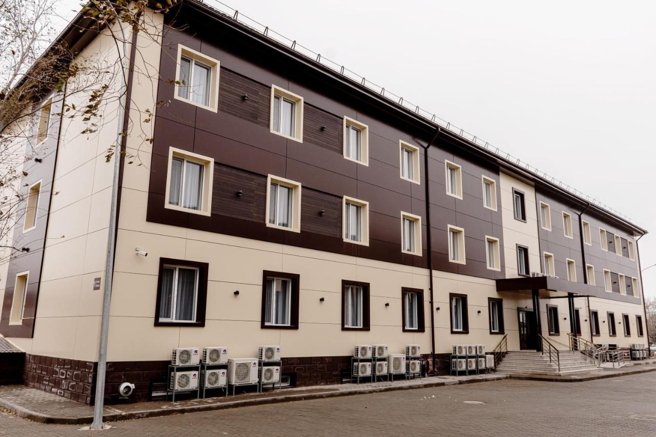 Chagala Hotel Aksai アクサイ  エクステリア 写真
